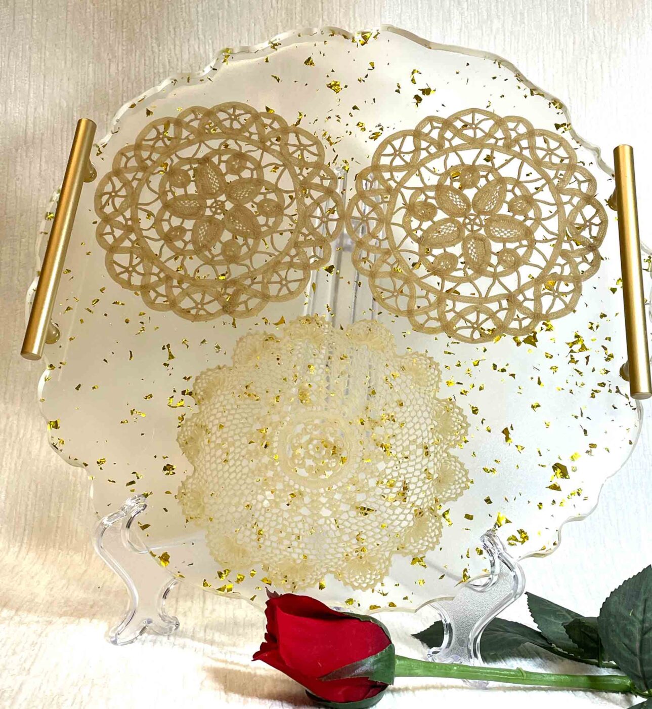 round lace doily tray